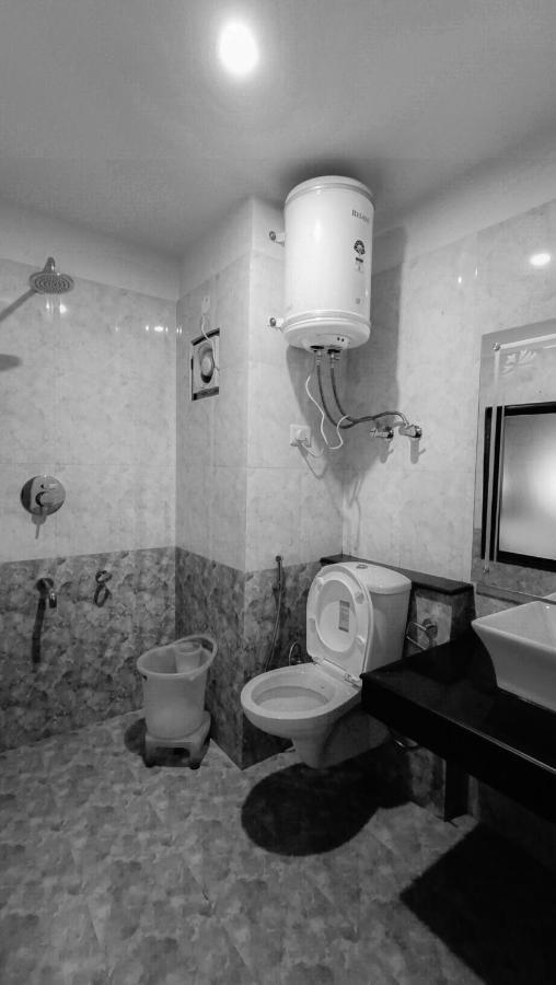 Hotel Akash Regency Манали Экстерьер фото
