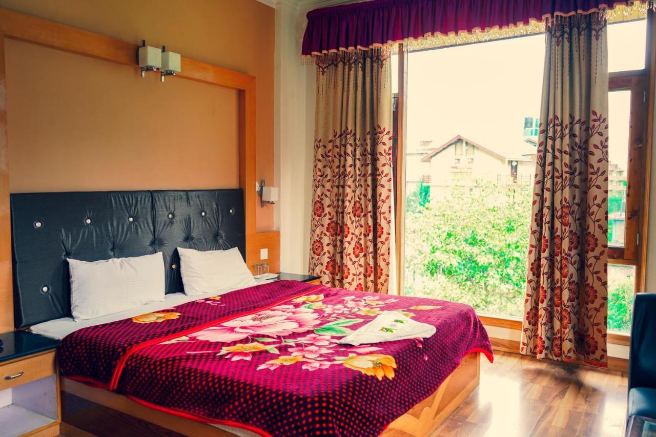 Hotel Akash Regency Манали Экстерьер фото