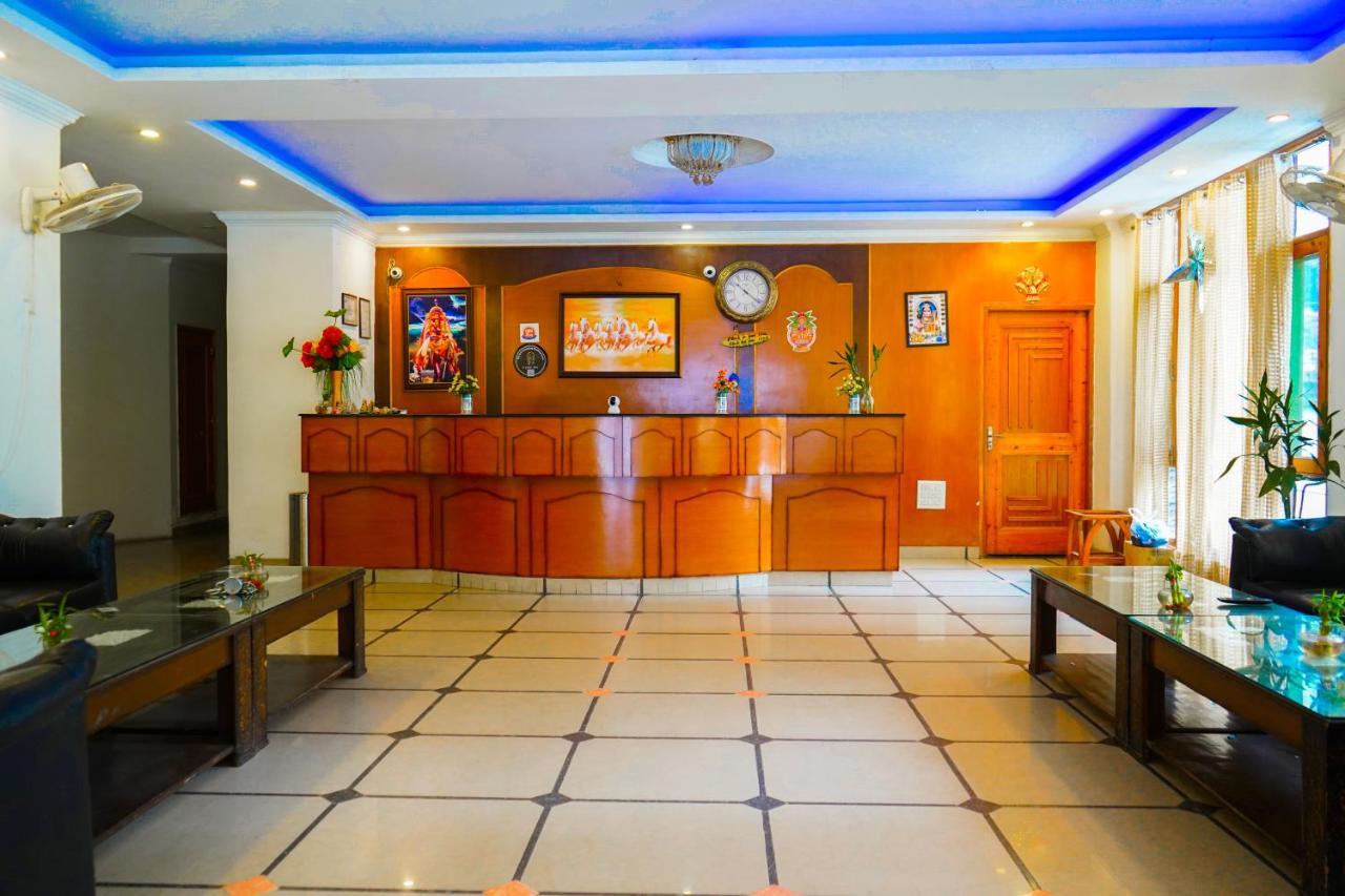 Hotel Akash Regency Манали Экстерьер фото